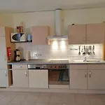 Yachthafen De Lorenzo Апартаменты Каролинензиль